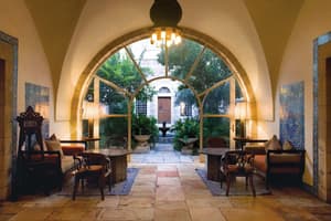 thumbnail: Interior entrance