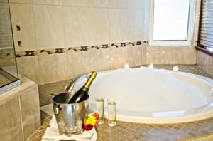 thumbnail: Jetted tub