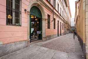 thumbnail: Exterior