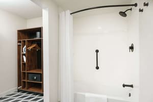 thumbnail: Bathroom
