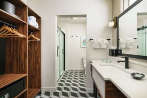 thumbnail: Bathroom shower