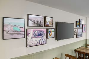 thumbnail: Interior detail
