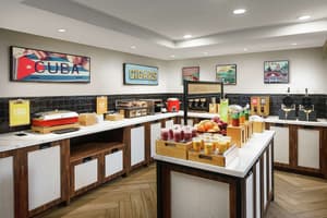 thumbnail: Breakfast area