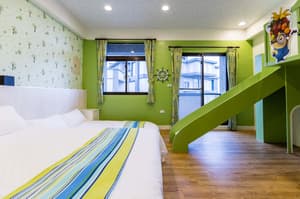 thumbnail: Children's theme room