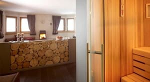 thumbnail: Spa reception