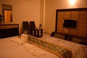 thumbnail: Room