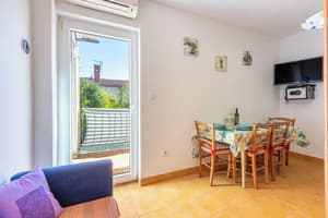 thumbnail: Living room