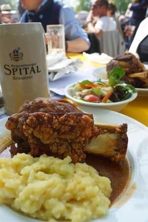 thumbnail: Restaurant