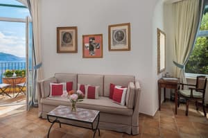 thumbnail: Living area