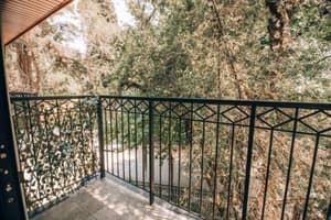 thumbnail: Balcony view