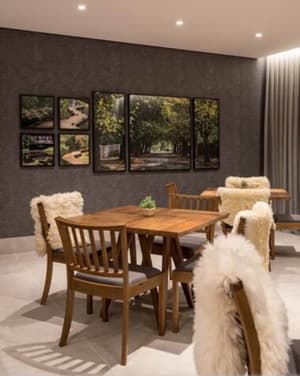 thumbnail: Breakfast area