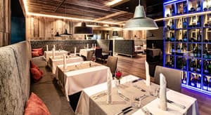 thumbnail: Restaurant