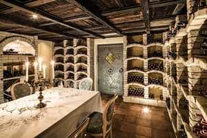thumbnail: Interior