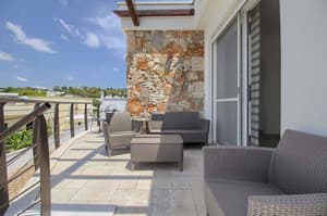 thumbnail: Terrace/patio