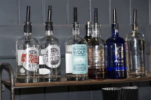 thumbnail: Bar (on property)