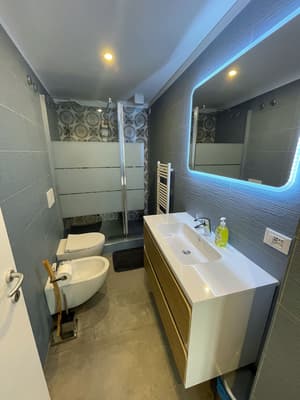 thumbnail: Bathroom
