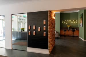 thumbnail: Interior entrance