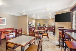 thumbnail: Breakfast area