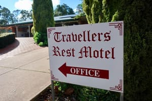 thumbnail: Property grounds