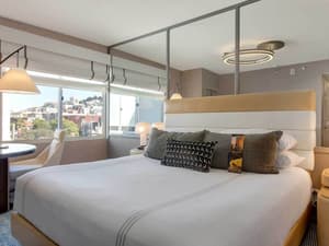 thumbnail: Room amenity