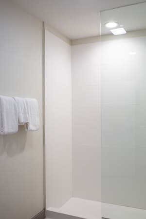 thumbnail: Bathroom shower
