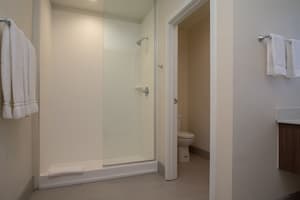 thumbnail: Bathroom shower