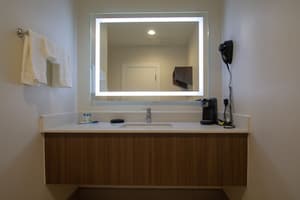 thumbnail: Bathroom sink