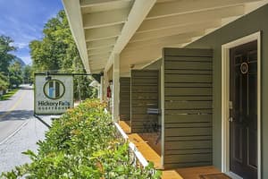 thumbnail: Exterior