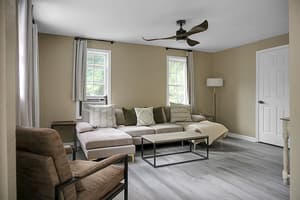 thumbnail: Living area