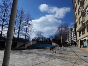 thumbnail: Exterior