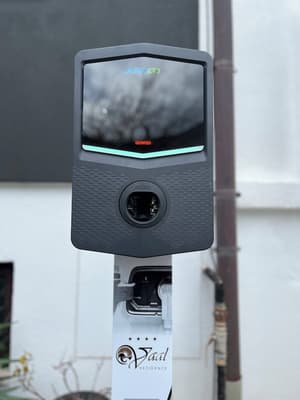 thumbnail: Electric vehicle charging station