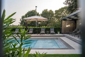 thumbnail: Sundeck