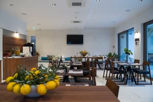 thumbnail: Restaurant