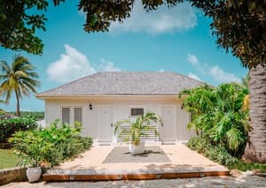 thumbnail: Beach Cabana - Exterior