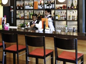 thumbnail: Bar (on property)