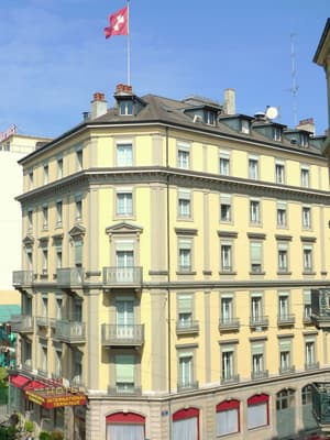 thumbnail: Front of property