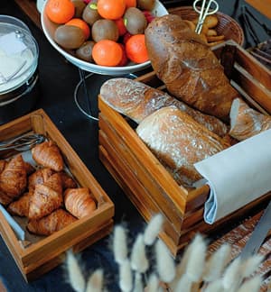 thumbnail: Breakfast buffet