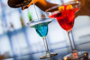 thumbnail: Bar (on property)