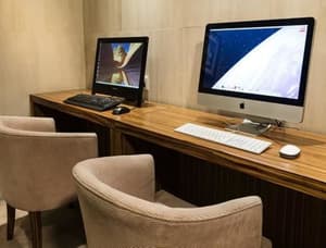 thumbnail: Business center