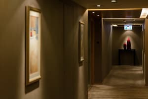 thumbnail: Hallway