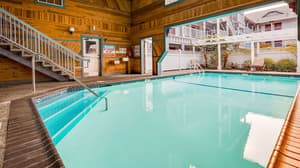 thumbnail: Outdoor pool
