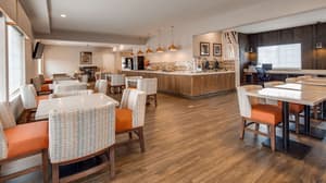 thumbnail: Breakfast area