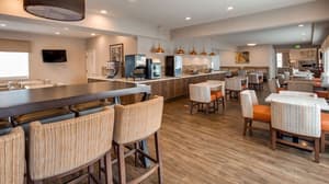 thumbnail: Breakfast area