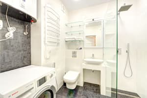 thumbnail: Bathroom shower