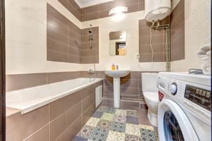 thumbnail: Bathroom amenities
