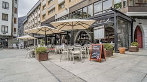 thumbnail: Terrace/patio
