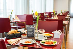 thumbnail: Restaurant