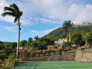 thumbnail: Tennis court