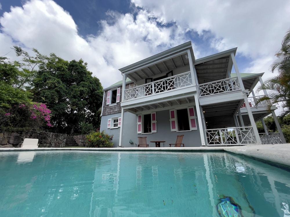 Private pool