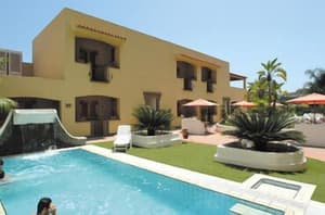 thumbnail: Outdoor pool